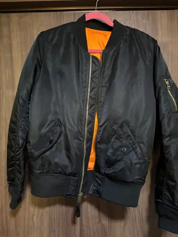 미사용 ALPHA INDUSTRIES 블랙 MA-1 M