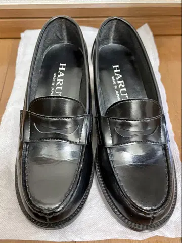 HARUTA 블랙 힐업 로퍼 4cm 힐