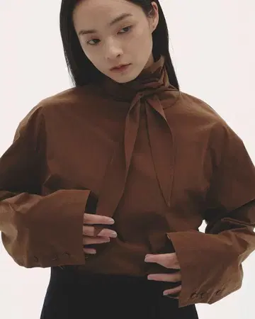 todayful Roundhem Tie Blouse 브라운