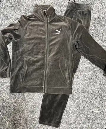 PUMA 벨로아 셋업 블랙