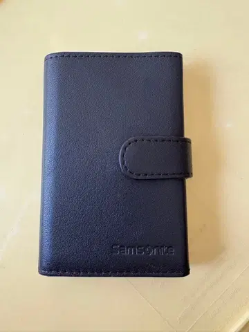 Samsonite 블랙 가죽 명함지갑