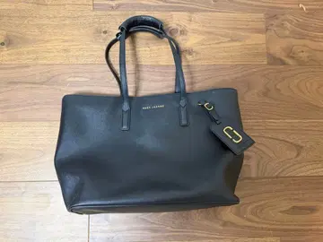 마크 제이콥스 블랙 토트백 A4 사이즈