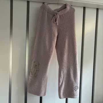 미사용 새상품 츄츄안나 젤라피케풍 팬츠 보아 곰 패턴 M