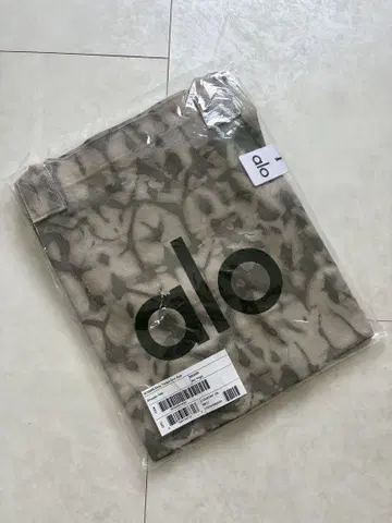 alo 카모 패턴 토트백