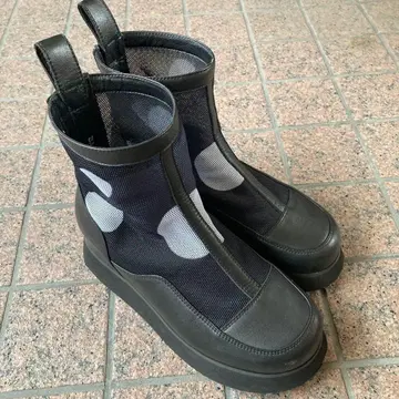 새상품급 센소유니코 지우의 귀여운 부츠 23cm