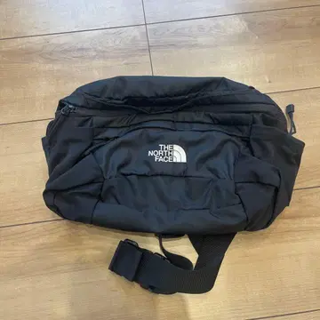 컨디션 최상 THE NORTH FACE 바디백 NM71800 블랙