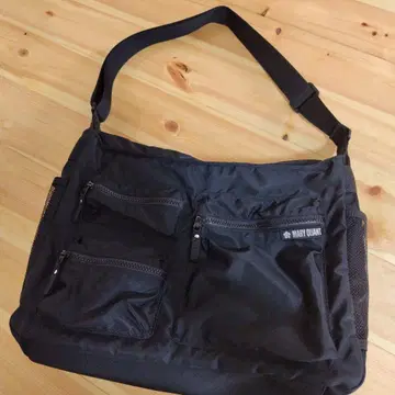 MARY QUANT 블랙 숄더백