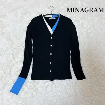 MINAGRAM 블랙 블루 화이트 배색 리브 니트