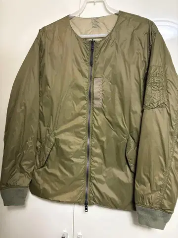 TAION BEAMS LIGHT 리버서블 다운