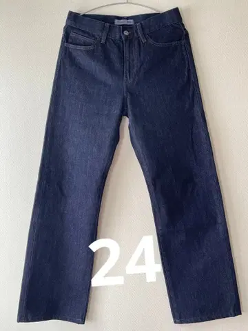 UNIQLO and JW ANDERSON 스트레이트 청바지 24