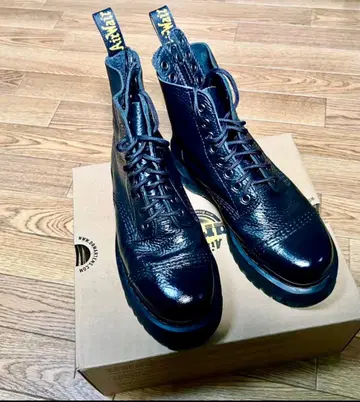 Dr. Martens Sinclair