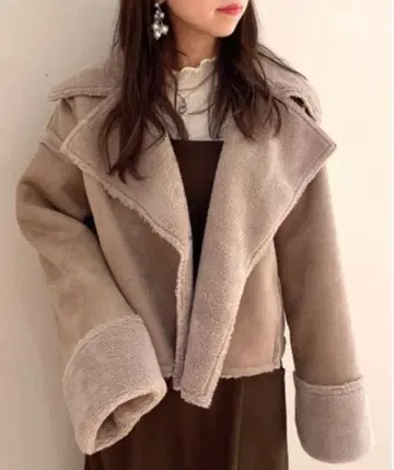 w closet 에코 스웨이드 무스탕 숏 자켓 보아 코트