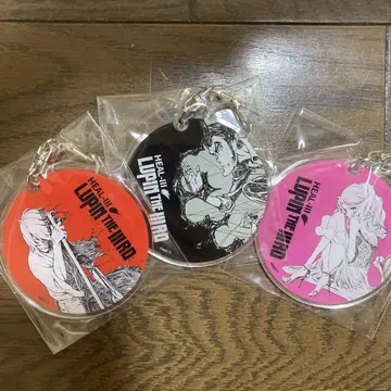 루팡 쓰리 콜라보 아크릴 키링