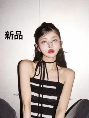 다리치 Darich 보더 베어 홀터 니트탑 새상품급 새상품