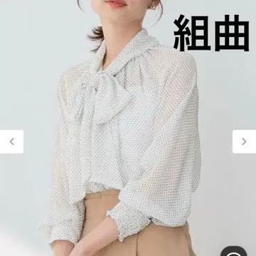 새상품급 쿠미쿄쿠 리본 포함 긴팔 블라우스 도트 무늬 보타이