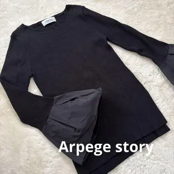 새상품급 [ Arpege story ] 블랙 벌룬 슬리브 니트