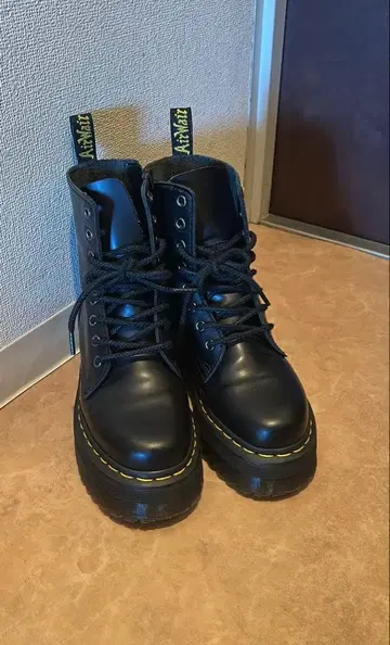 DR.MARTENS 닥터마틴 부츠 23cm UK4