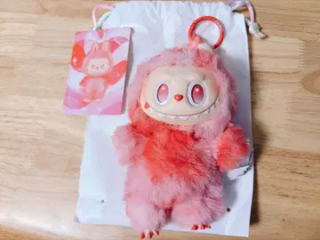 라부부 labubu love energy 에너지 빨간색