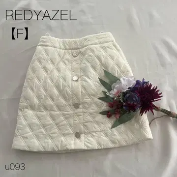레이디 아젤 퀼팅 미니 스커트 프론트 버튼 사다리꼴 화이트 [ F ]