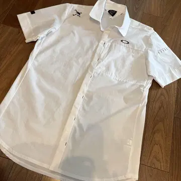 오클리 화이트 셔츠