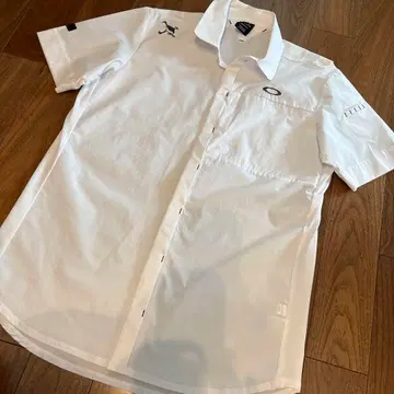 오클리 화이트 셔츠