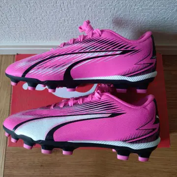 새상품 키즈 PUMA ULTRA 축구화 핑크 21cm