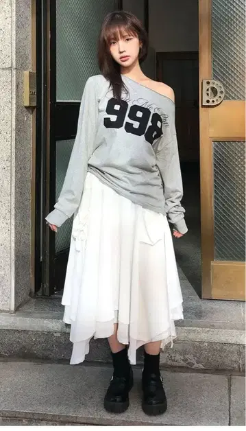 CHICKS Dropout Pocket Layered Skirt 새상품
