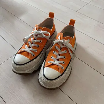 [ CONVERSE ] 로우컷 통굽 스니커즈 23.5cm 오렌지