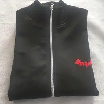 니지산지 쿠츠하 그 자체 굿즈 저지