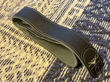 펜더 커스텀 샵 기타 스트랩 좋은 상태입니다!