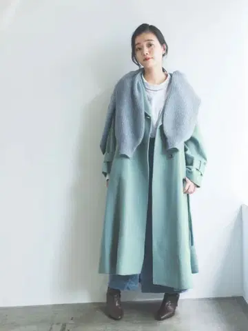 [클리닝 완료] COHINA 백플레어 울 코트 블루 short