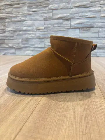 브라운 통굽 어그 부츠 23.0cm