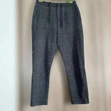 빔즈 헤링본 무늬 그레이 계열 팬츠