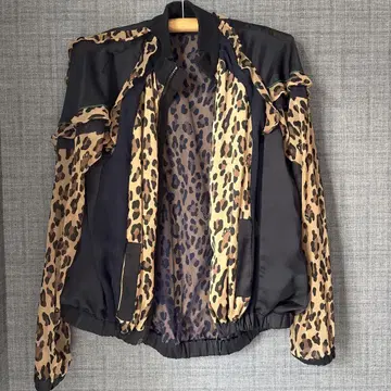 Sacai 레오파드 무늬 자켓 19-04549