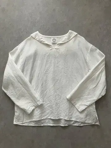 오르치발 세일러 카라 린넨 블라우스