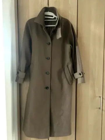 GU 코트 S 사이즈