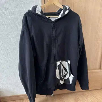VOLCOM 볼컴 후드티 M