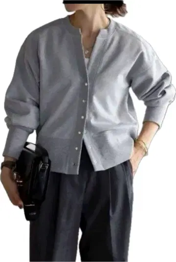 봉쥬르 사간 업사이클 키 넥 스냅 가디건