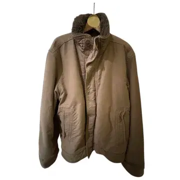 Abercrombie & Fitch 베이지 점퍼