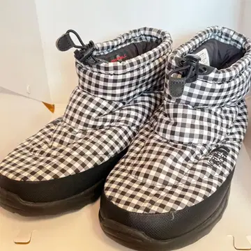 [새상품급] THE NORTH FACE 체크 무늬 부츠 27cm