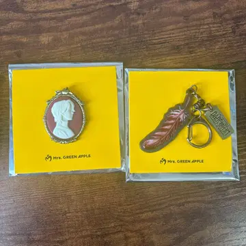 미세스 카메오 x 키링