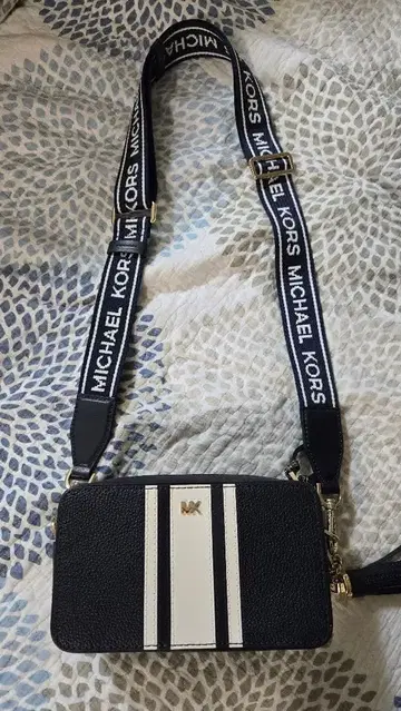 [미사용품] Michael Kors 숄더백 네이비/화이트