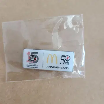 맥도날드 쿠마몬 핀 배지