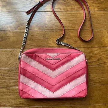 MICHAEL KORS 마이클코어스 핑크 멀티 패치워크