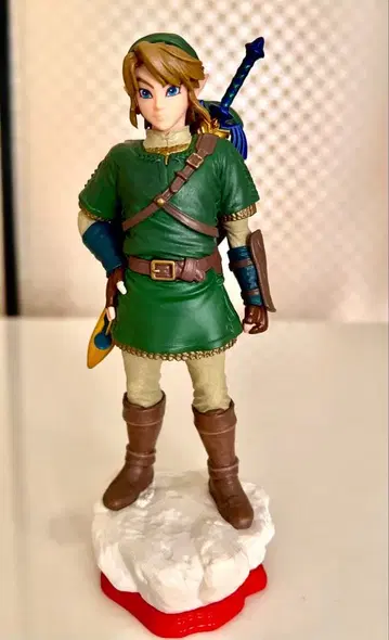 젤다의 전설 링크 동상