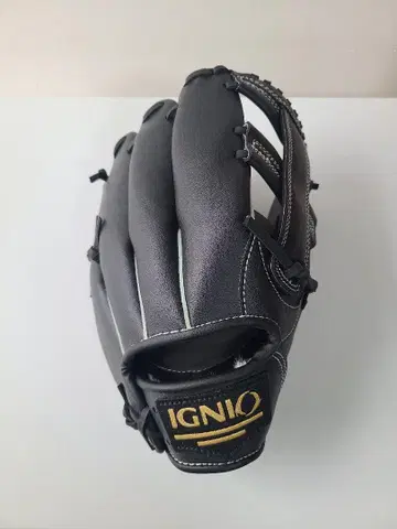 IGNIO 야구 그로브 오른손잡이용