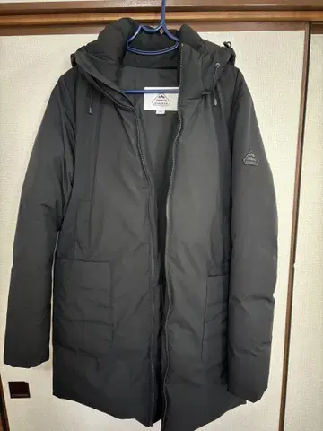 PYRENEX 블랙 다운 자켓 S 사이즈
