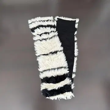 alta 퍼 느낌 스트라이프 머플러