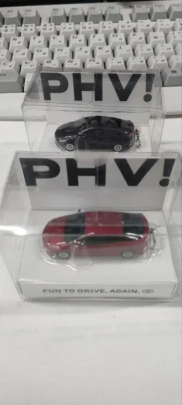 도요타 PHV 미니카 2대 세트 빨간색 블랙