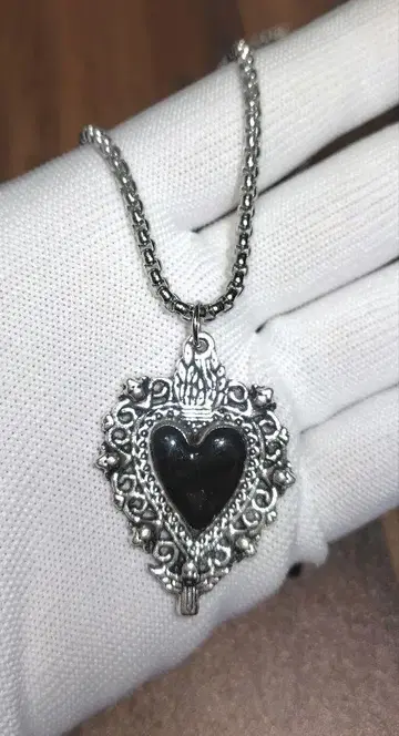 [ 새상품급 ] 하트 목걸이 흑석 빈티지 레트로